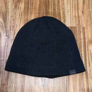 Levi’s hat beanie cap black knit fleece lined snow winter unisex one size